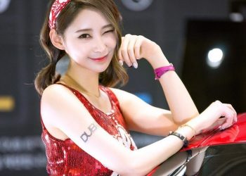 Vẻ đẹp khó cưỡng của người mẫu xe Hàn Quốc