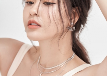 Trương Quỳnh Anh khoe nhan sắc trẻ trung, đẹp không tì vết trong bộ ảnh mới