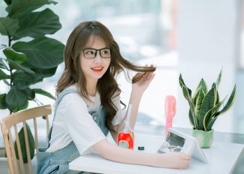 “Hot girl Báo chí” lại gây thương nhớ dân mạng với album ảnh Street style cực kì “kute”