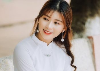 Nữ sinh 10X Thái Bình đốn tim cư dân mạng bởi vẻ đẹp ‘tựa thiên thần’