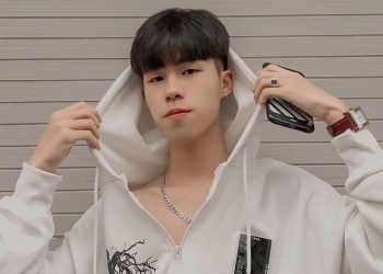 17 tuổi bạn làm gì? Xem profile nam sinh này mới thấy ‘choáng’: Follow khủng, kiếm 20 triệu 1 tháng!