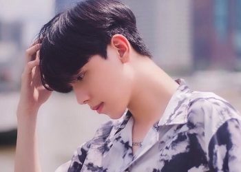 Nam sinh 2K1 điển trai với góc nghiêng chuẩn ‘soái ca’: Liệu có phải là mẫu người lý tưởng mà chị em đang tìm kiếm!