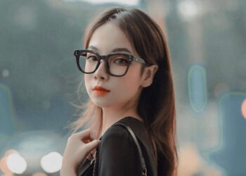 Hot girl 10X xinh đẹp, lạnh lùng đúng chuẩn “cool girl”: 20 tuổi đã sớm đạt được nhiều thành công nhất định