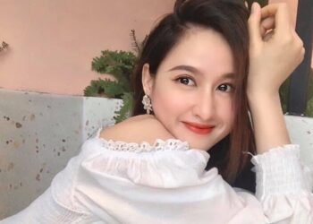 Chân dung hot girl 9X Sài Thành sở hữu nét đẹp quyến rũ, body cực “khủng” khiến netizen “gục ngã”