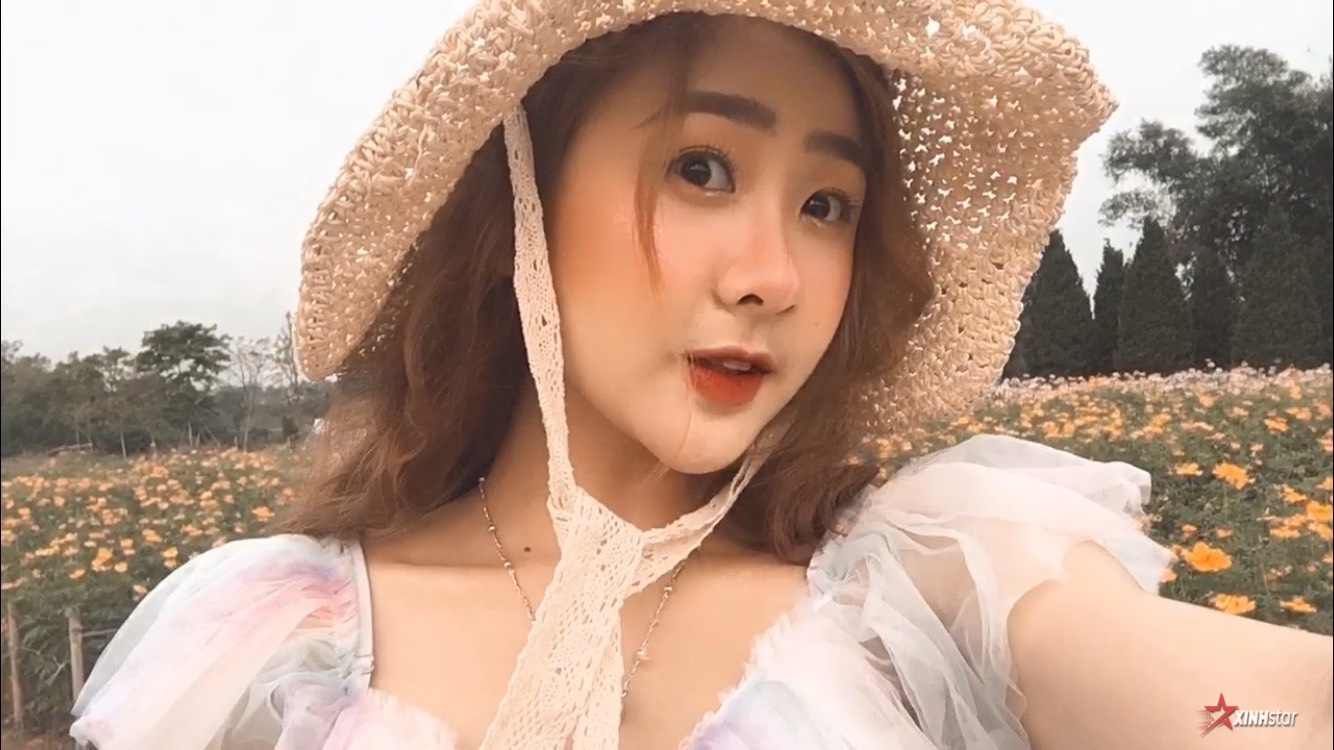 Phan Phương Thảo cô nàng Xứ Nghệ làm mẫu thời trang cho các shop ngay sinh viên năm nhất